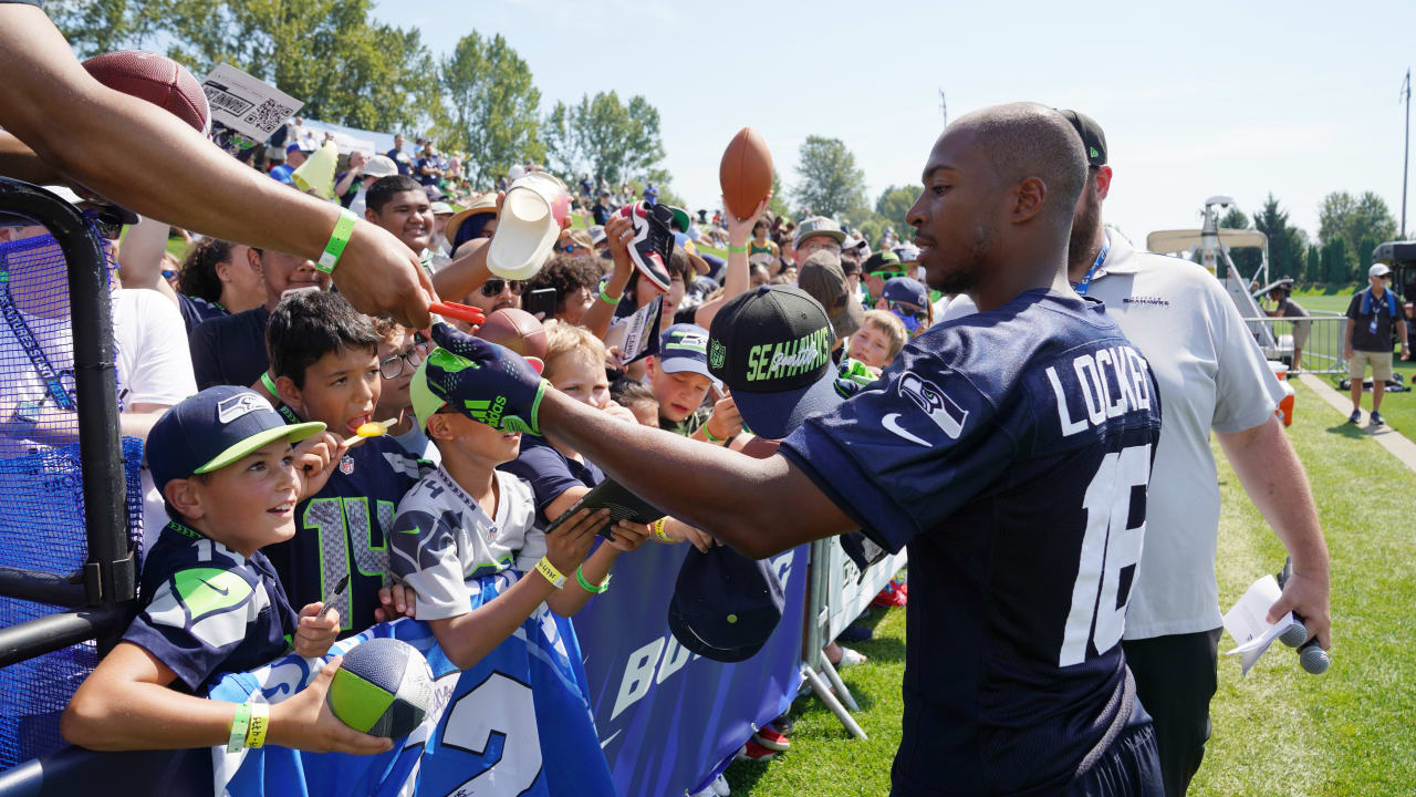 Tyler Lockett reveals he's played through depression, anxiety