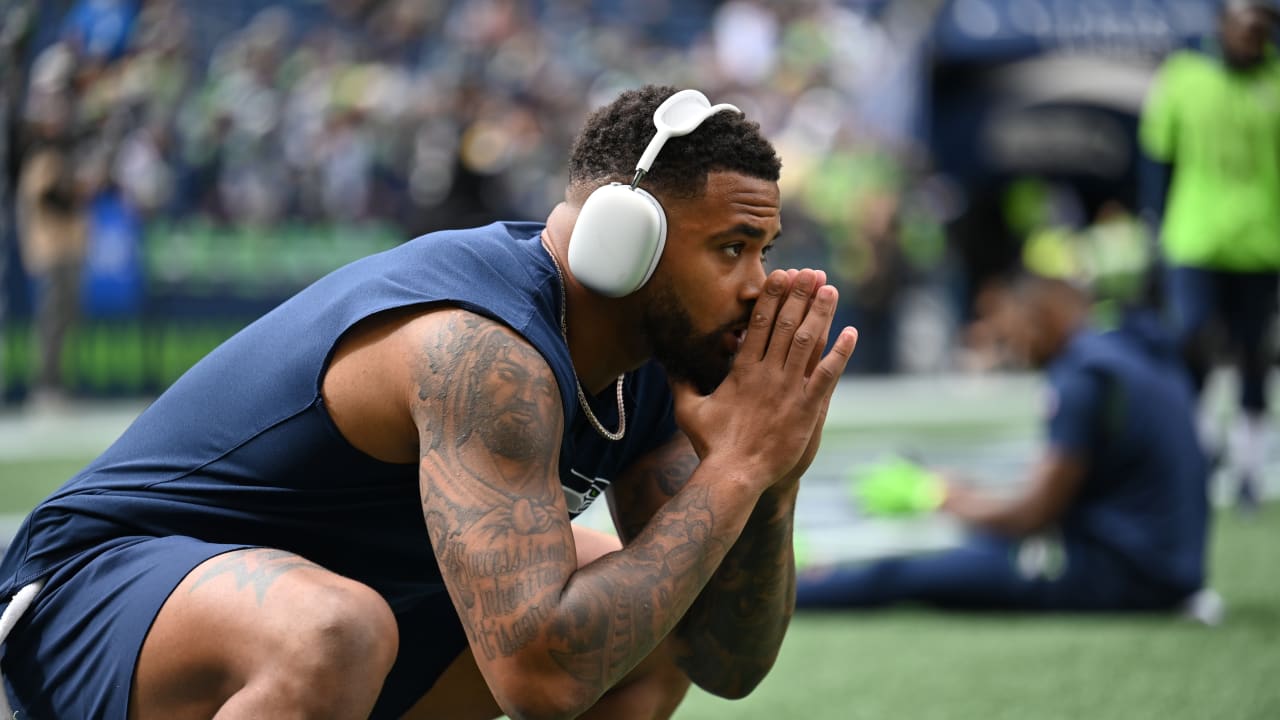 PHOTOS: Best Photos From Seahawks vs Titans Pregame Warmups