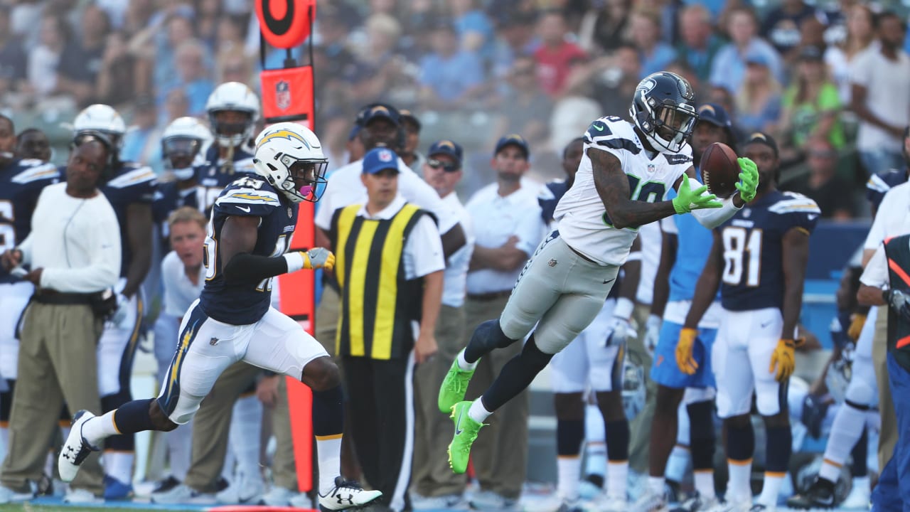 Seahawks win 48-17 in Chargers' debut game at StubHub Center