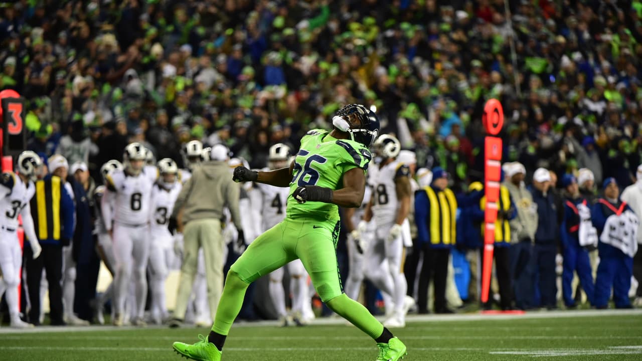 Seattle Seahawks Defeat Los Angeles Rams 24-3