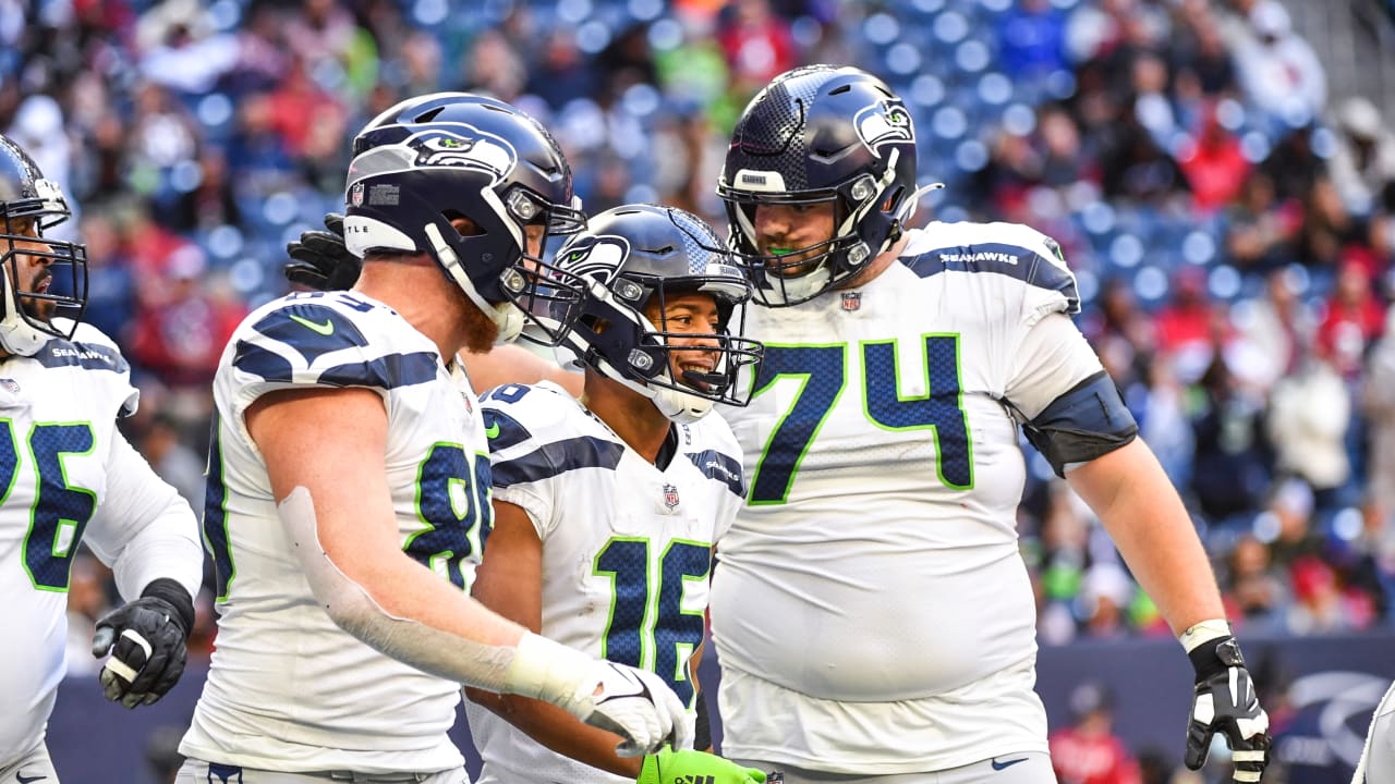 Seahawks Players On COVID-List “Not Feeling Really Bad”