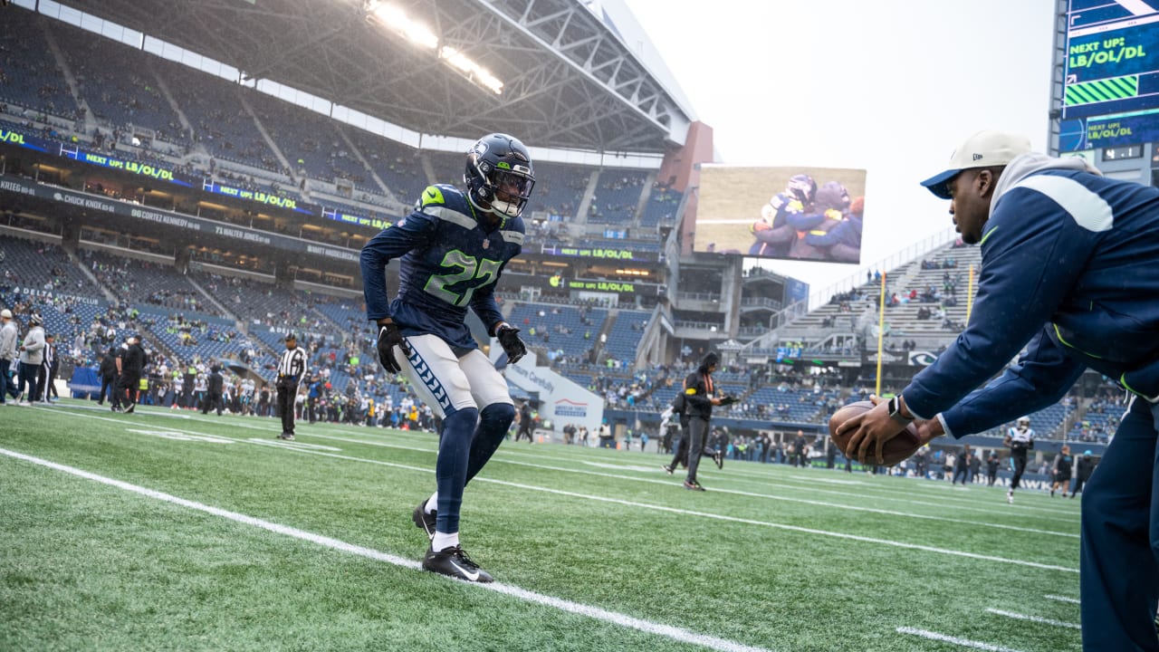 Super Bowl XLIX odds: Seahawks open as favorites to win 2014 title