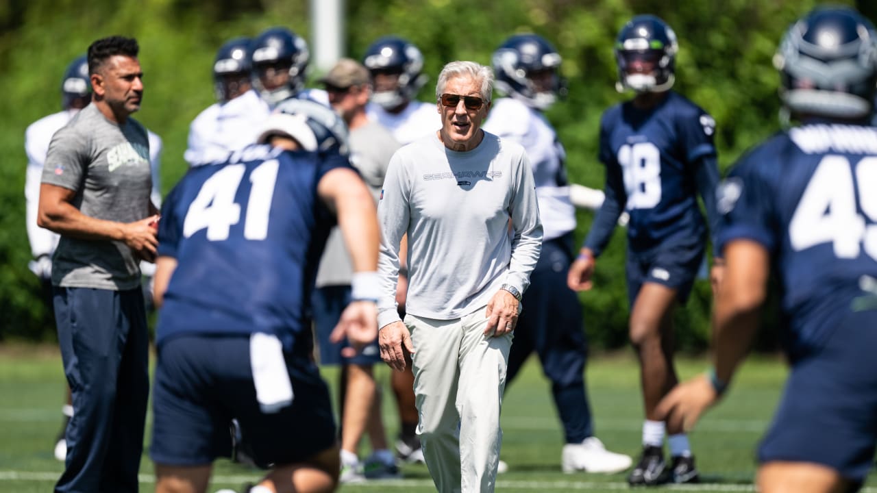 Seahawks' draft class leaves good impression on first day of minicamp
