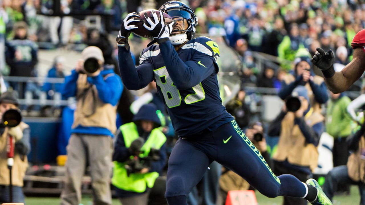 Thursday RoundUp Seahawks Quarterback Russell Wilson Among Top DeepThrowers of 2017