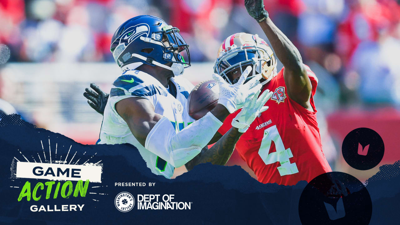 Photo Gallery: Chiefs vs. Seahawks Game Action