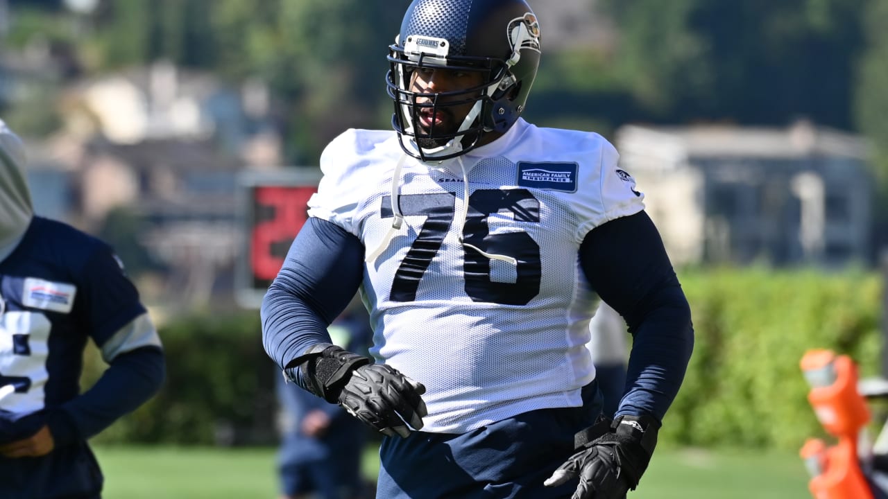 SEAHAWKS: OT Duane Brown says learning must be accelerated on new