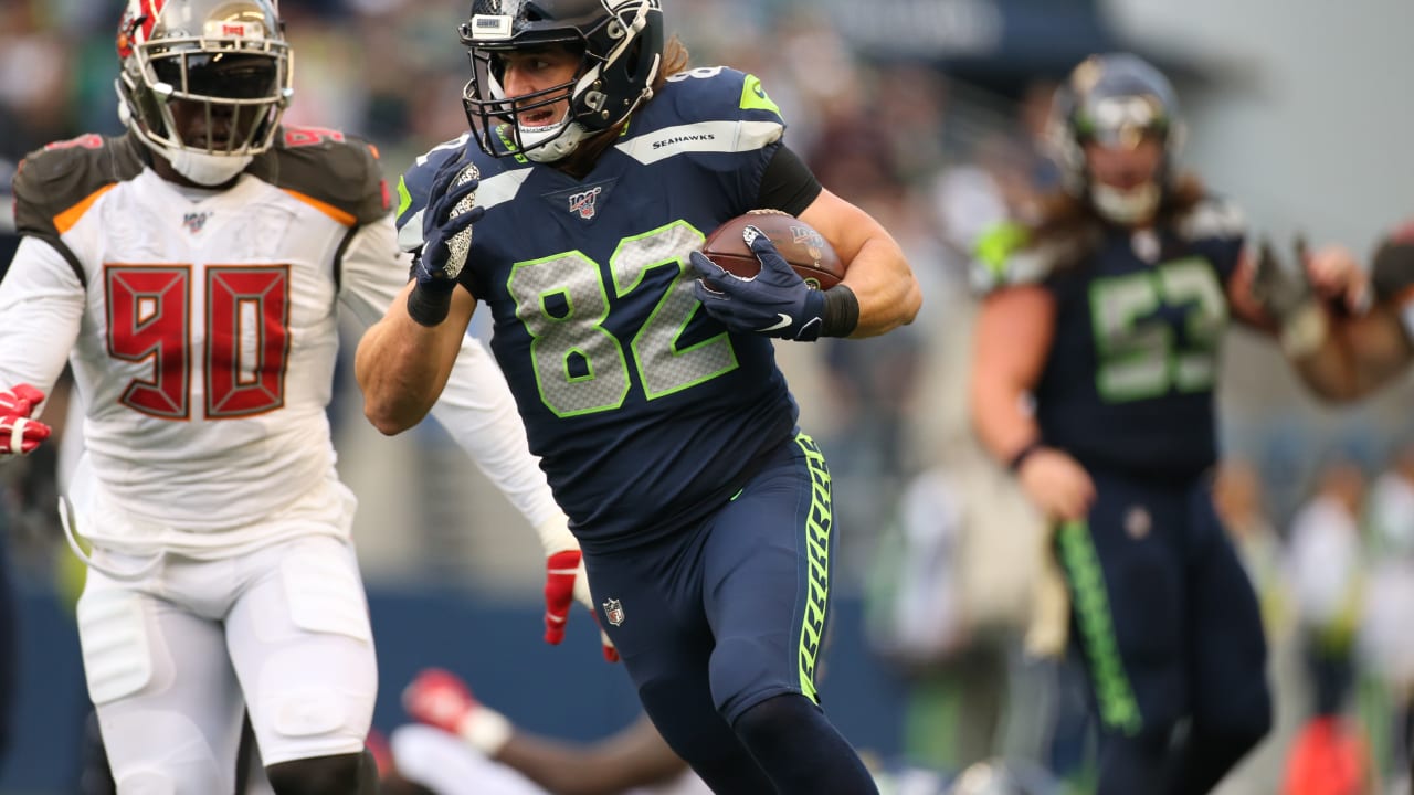 Seahawks Ethan Pocic still out after playing with concussion