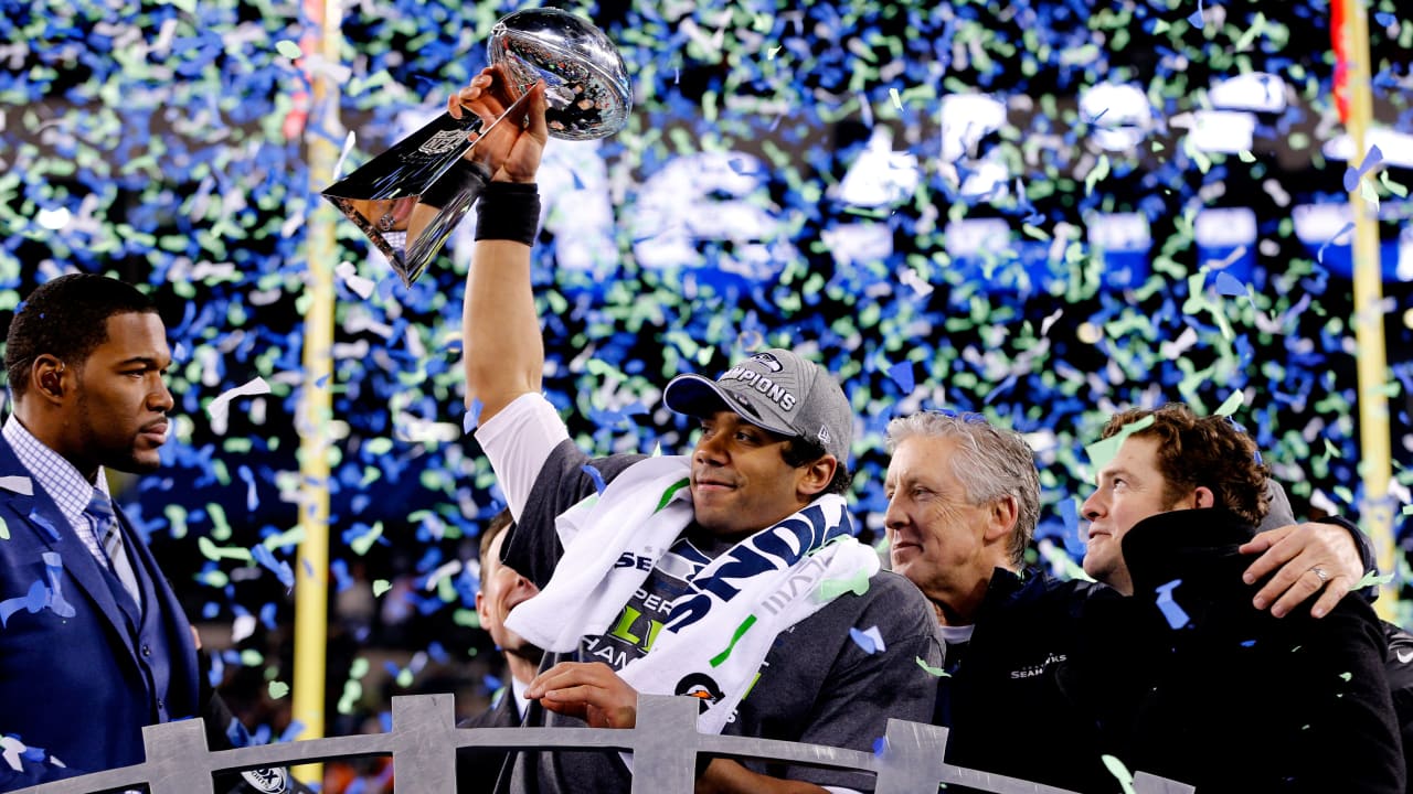 Seahawks Sign Russell Wilson To Contract Extension