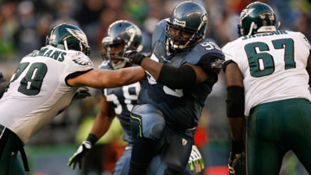 Herremans hangs with soldiers during Eagles game