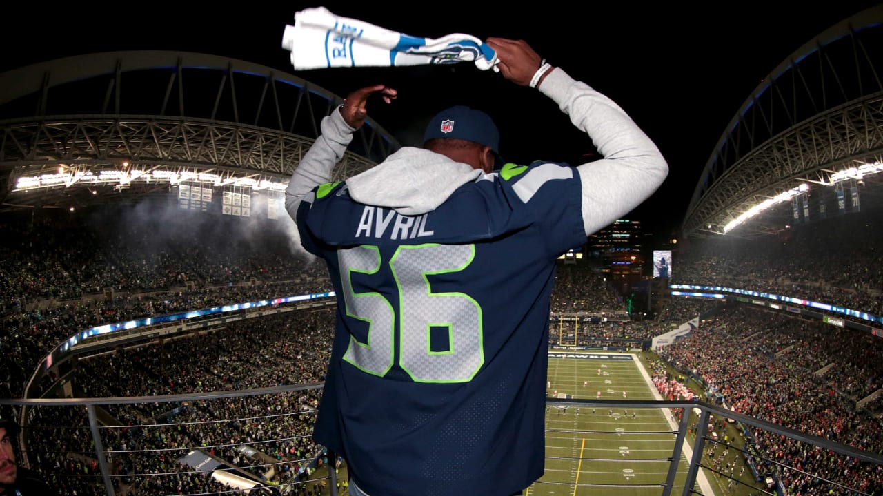 Seattle Seahawks' defense, led by Cliff Avril, butchers Denver