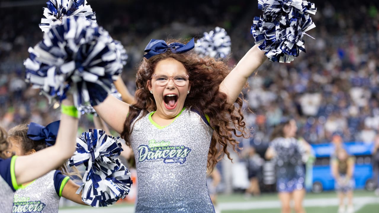 PHOTOS: Junior Seahawks Dancers Take The Field At Preseason Game 2