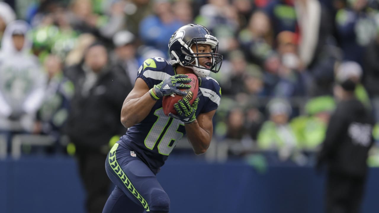 Wednesday Round-Up: Tyler Lockett, Derek Carr Share Twitter Exchange ...