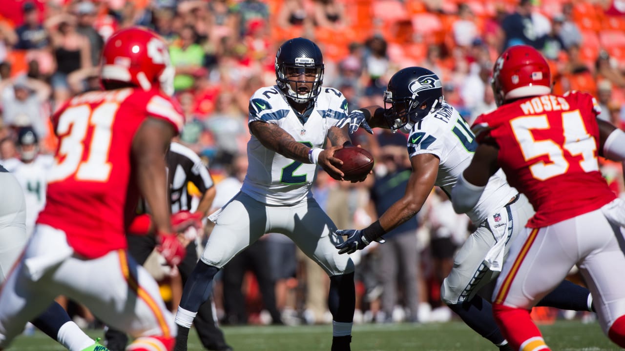 Seattle Seahawks Defeat Kansas City Chiefs 17-16 In ...