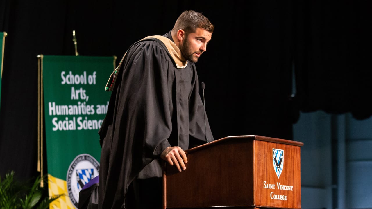 Principal graduation speech 2019 picture