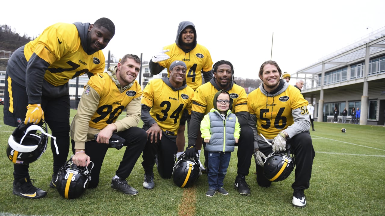 pittsburgh steelers football team