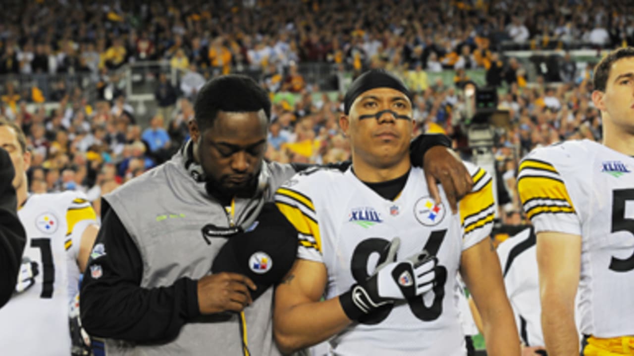 Steelers' Mike Tomlin invites local kids to team practice after breaking up  street fight