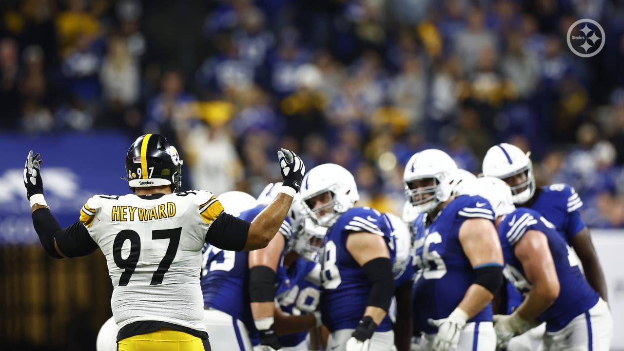 PHOTOS: Feature frames - Steelers at Colts