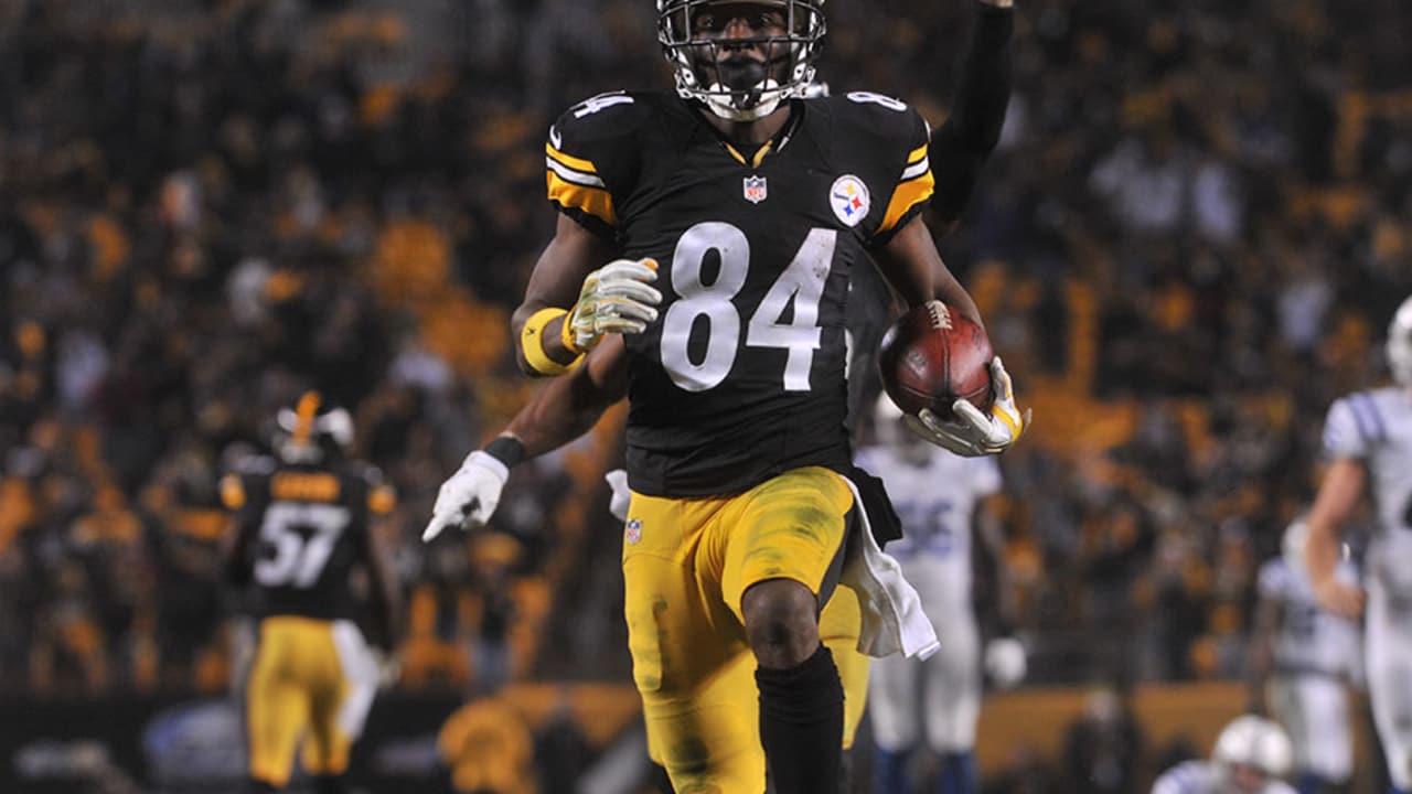 Enter to win a signed Antonio Brown photo