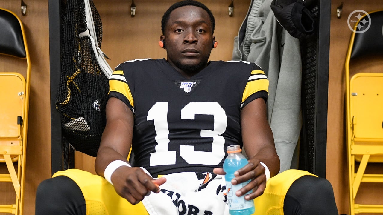 Pittsburgh Steelers Jerseys in Pittsburgh Steelers Team Shop 