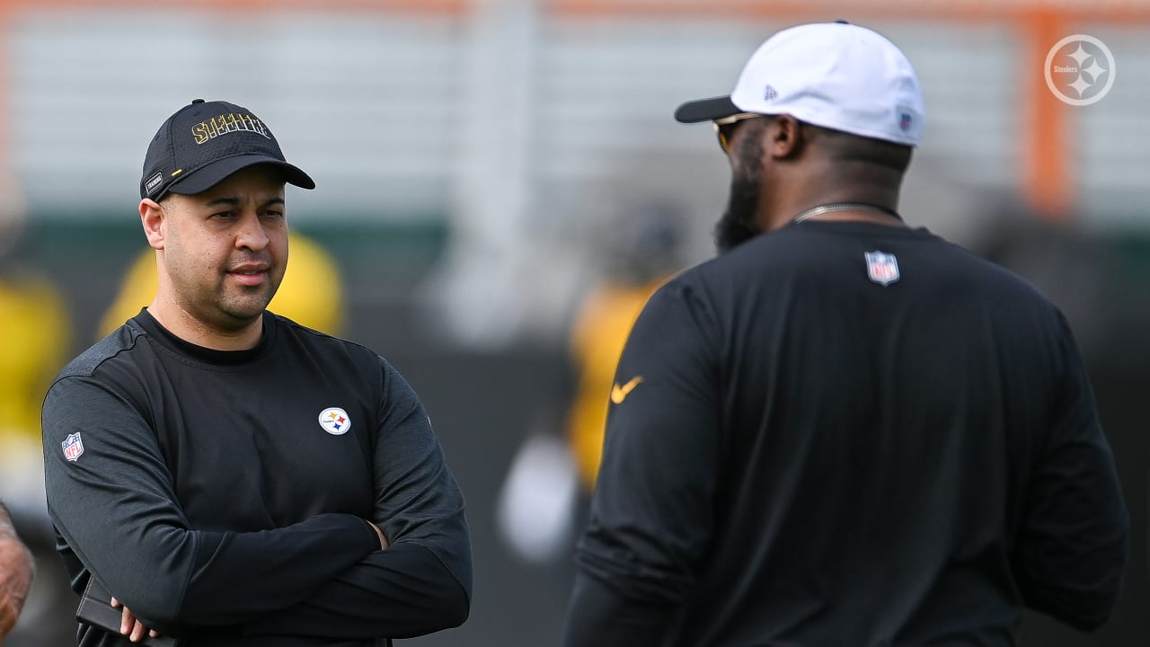 Steelers' Johnson not worried about contract: 'My time is going to