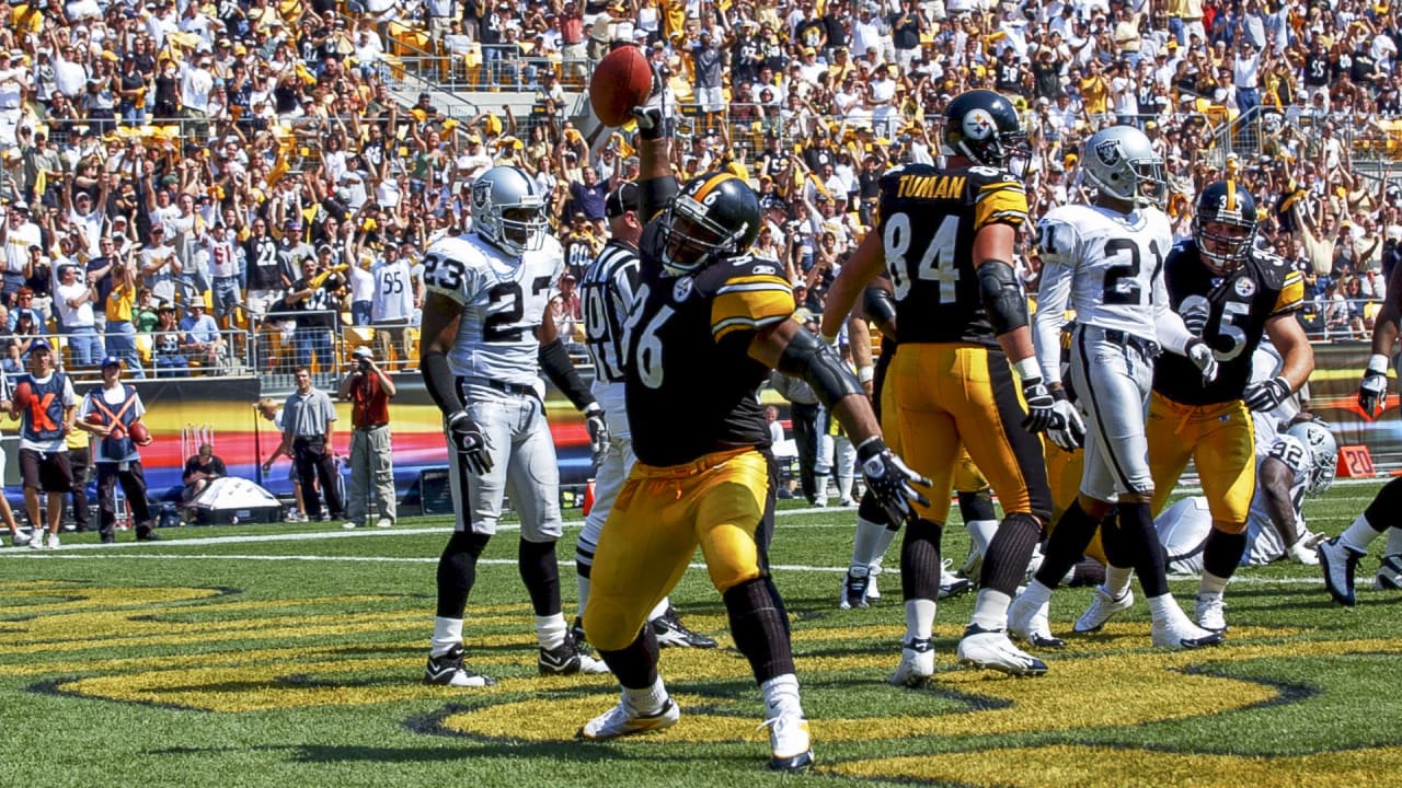 Pittsburgh Steelers Jerome Bettis had three touchdowns against the