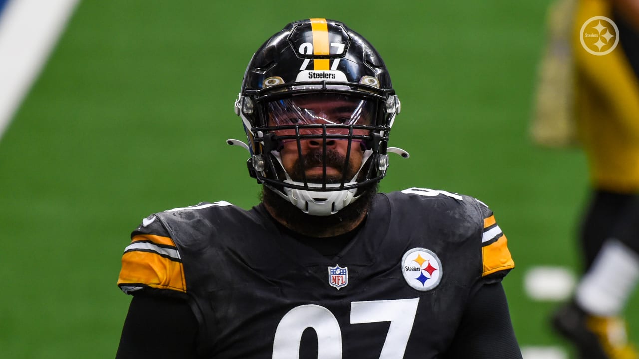 Baltimore Ravens defensive tackle Isaiah Mack (94) waits at the