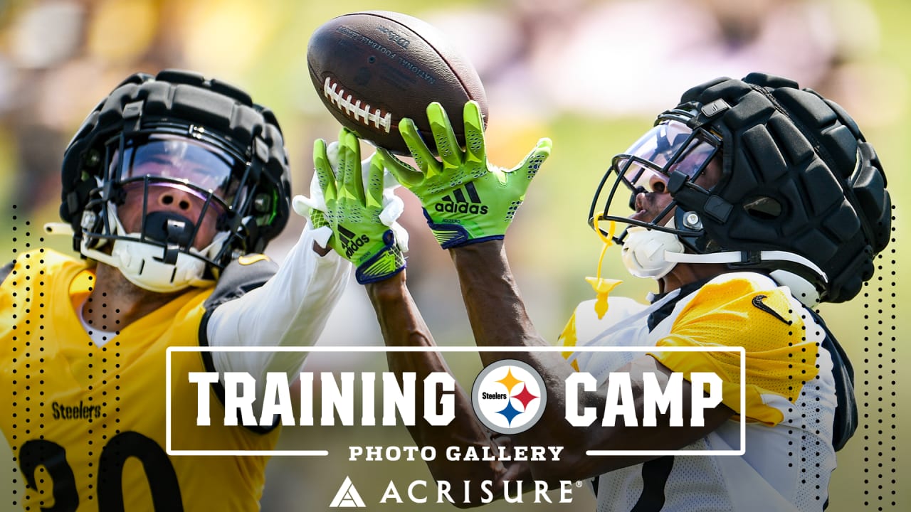 Pittsburgh Steelers linebacker Toby Ndukwe (45) works during the