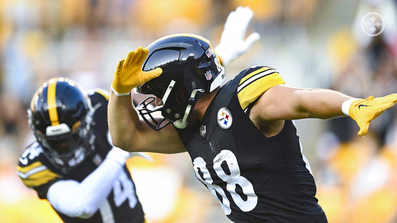 PHOTOS: Feature frames - Steelers at Bills