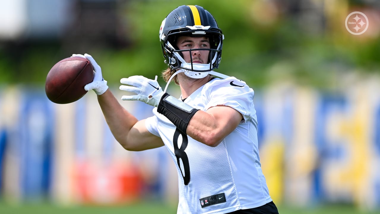 Steelers plan to build around Kenny Pickett