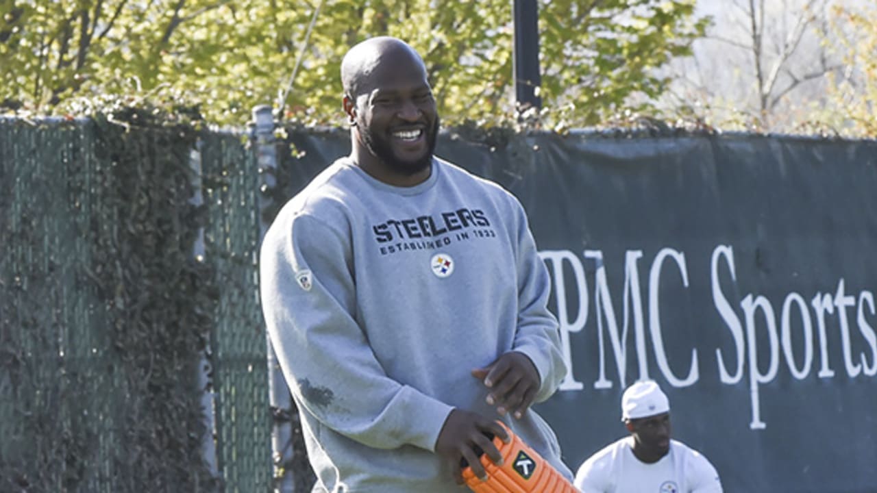 The Reason Why James Harrison Wears the Same Gray Sweatsuit When He Works  Out - stack