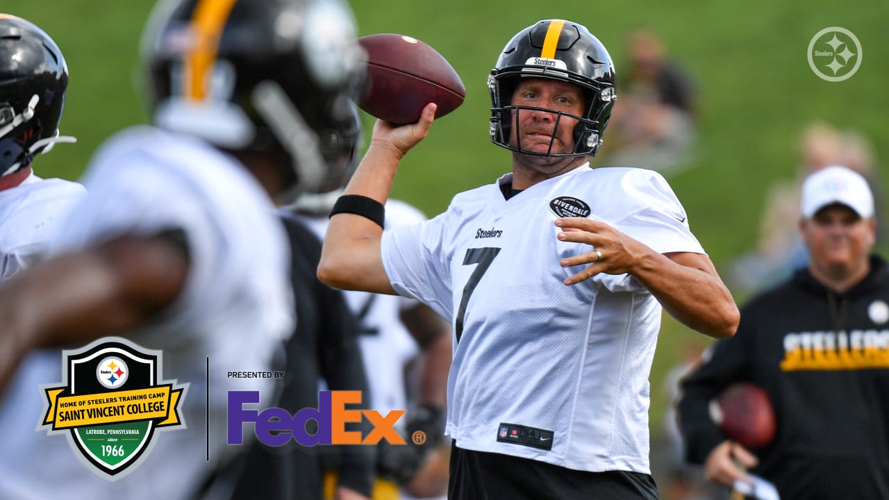 Steelers' Patrick Morris takes 1st-team reps as Maukice Pouncey misses  practice