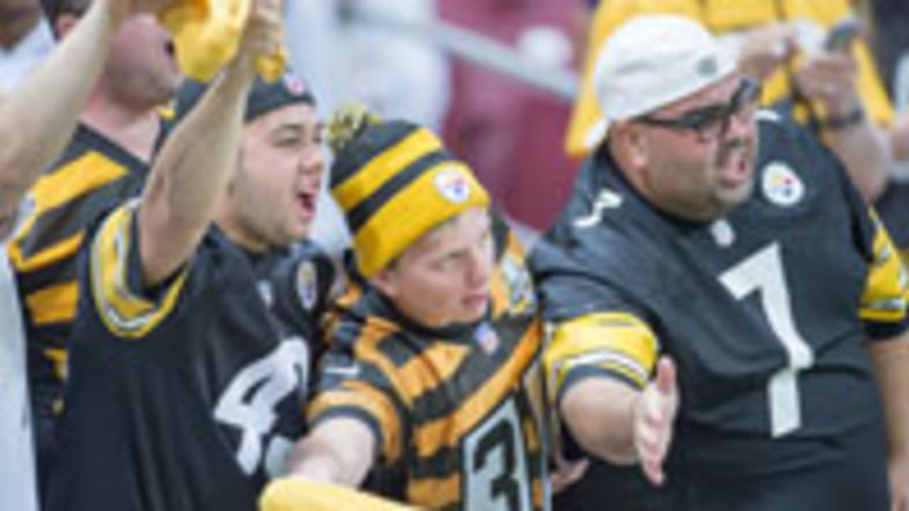 Steelers fans flocked to Acrisure Stadium for season opener