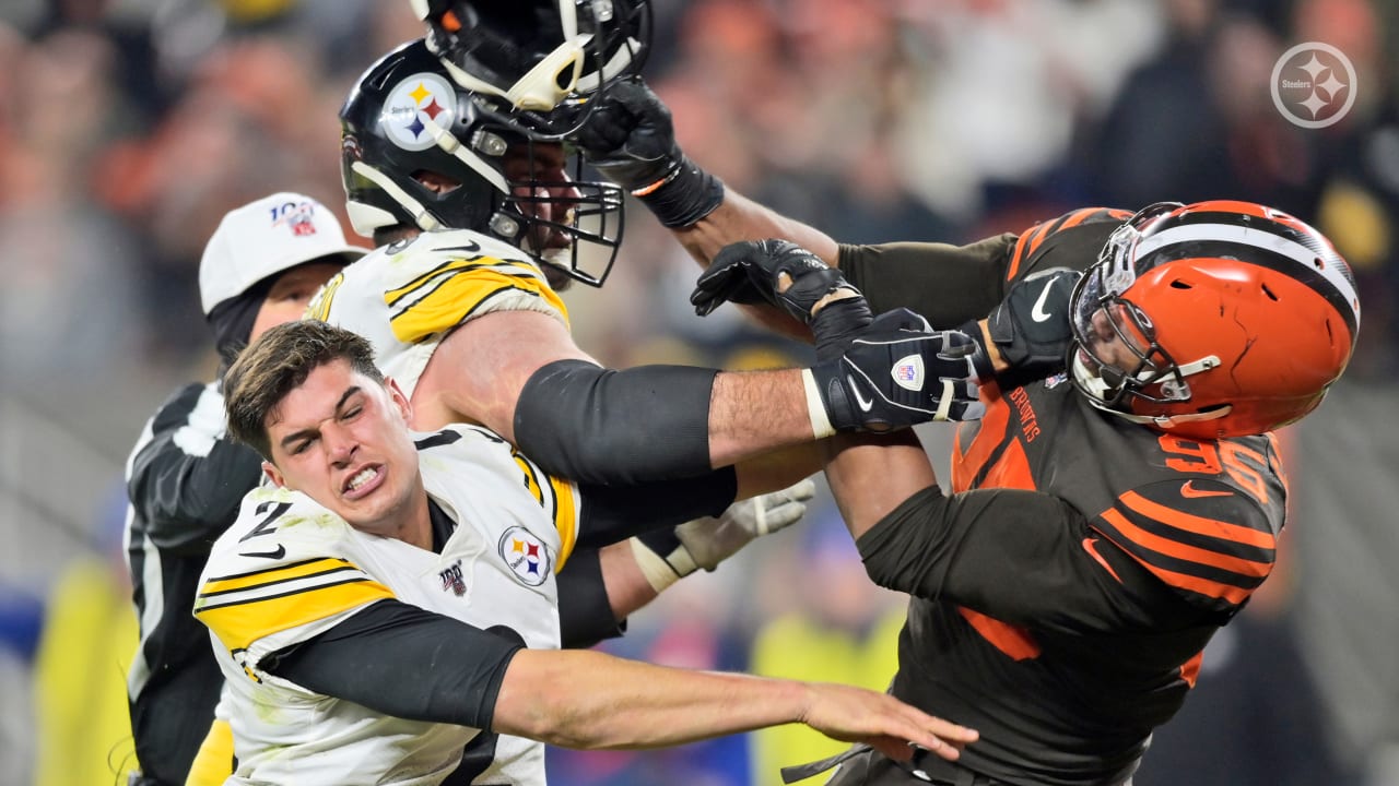 The Turnpike Rivalry: The Pittsburgh Steelers and the Cleveland Browns