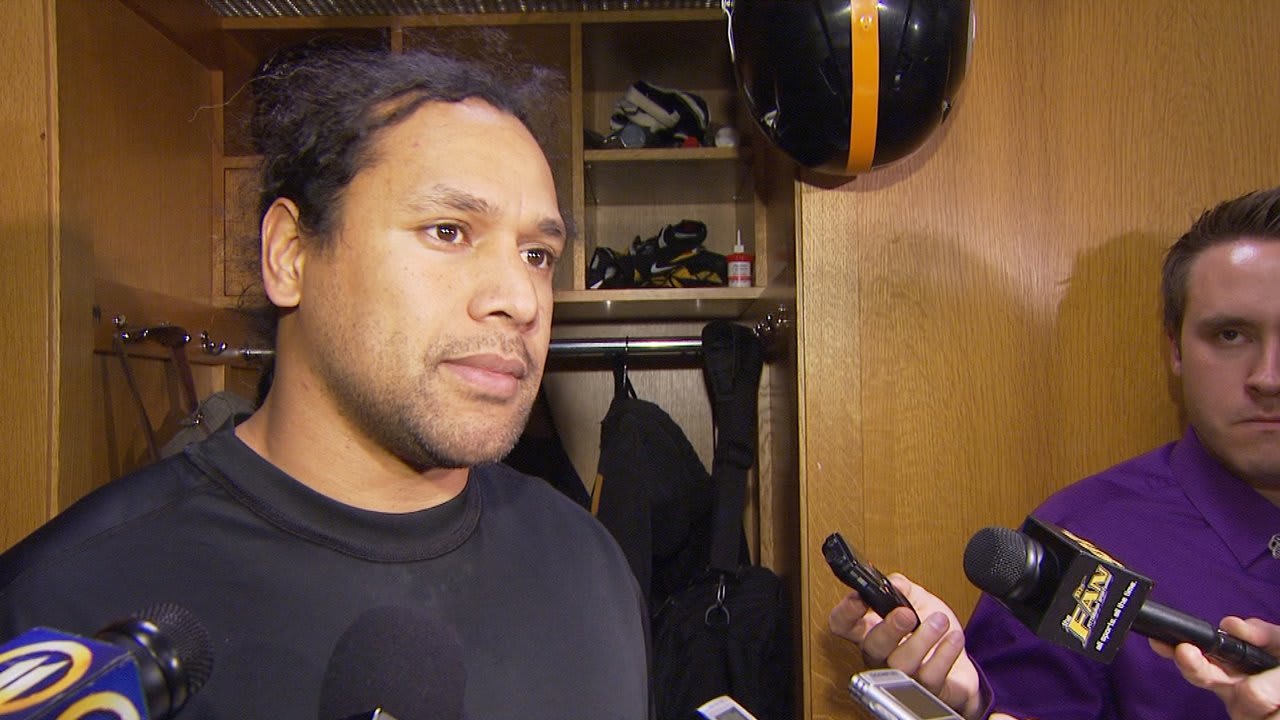 Steelers' Troy Polamalu appears to re-injure calf