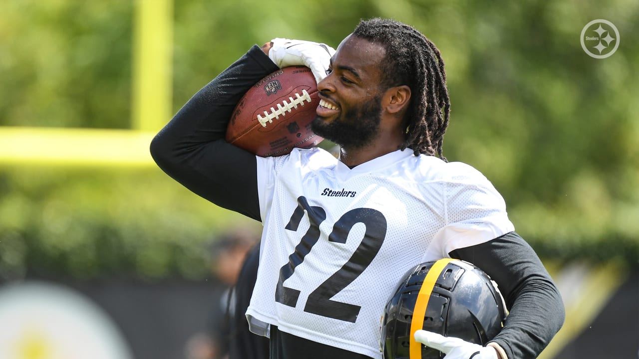 Captain Najee; Steelers RB Harris embracing leadership role