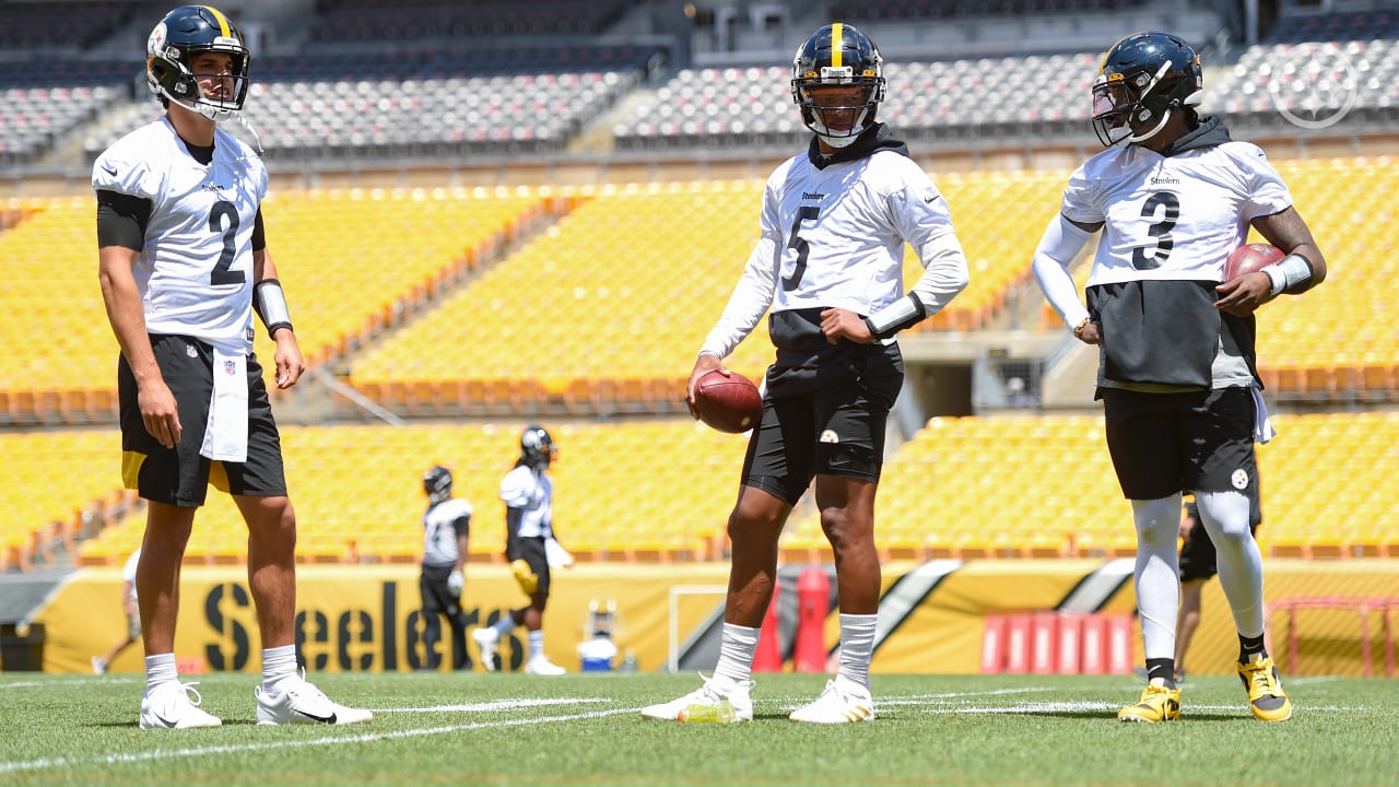 Tomlin: Depth chart remains 'very fluid' for QB Mason Rudolph