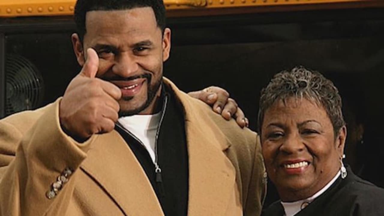 NFL - Gladys Bettis, mother of The Pittsburgh Steelers Hall of Fame running  back Jerome Bettis, leads a pre-game cheer for Breast Cancer Awareness.