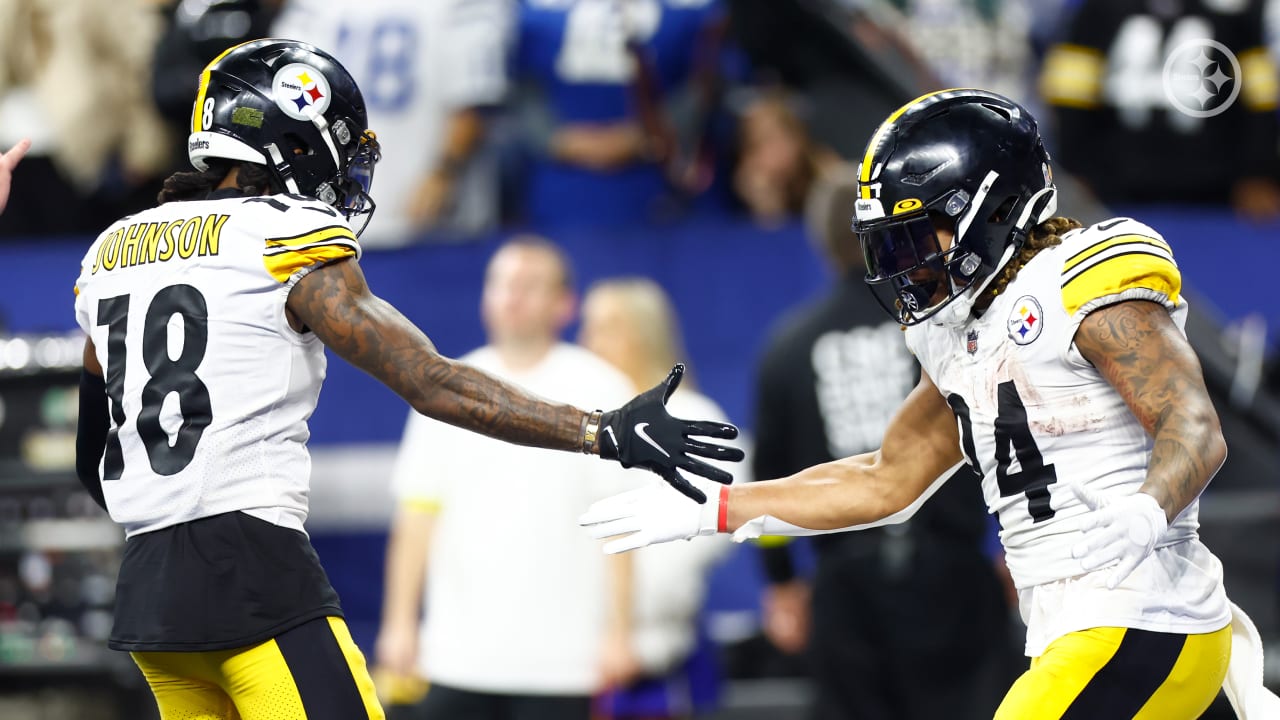 Snell runs for go-ahead TD, Steelers hold off Colts 24-17