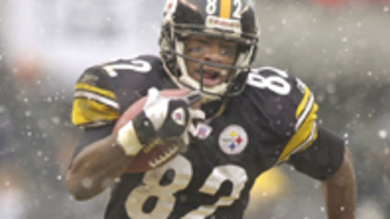 8 Dec 2002: Placixo Burress of the Pittsburgh Steelers during the