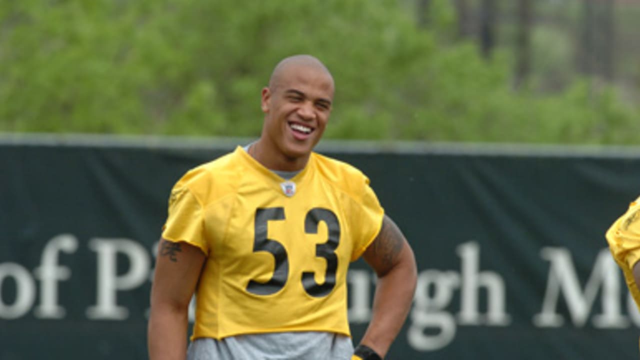 Steelers Sign Third Round Draft Pick Linebacker Bruce Davis