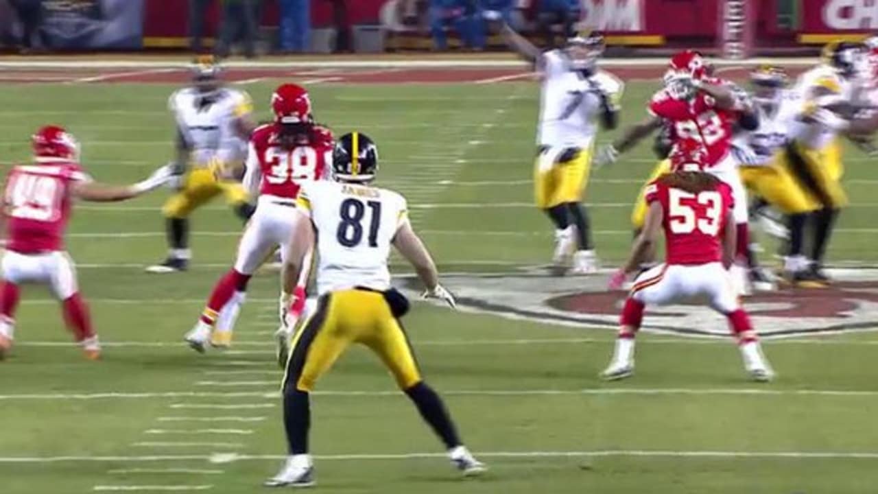 HIGHLIGHT: James reels in reception for 16 yards