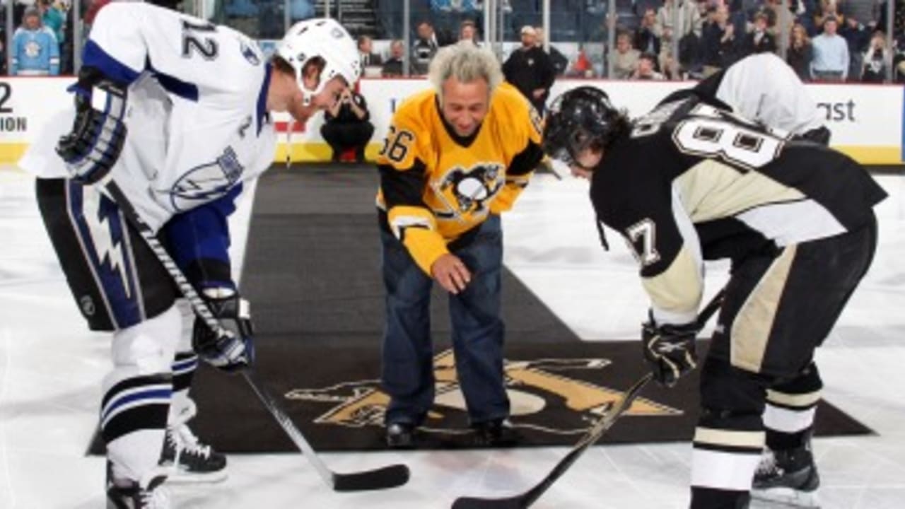 Reed drops the puck at Pens game