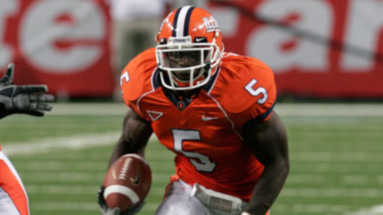 Steelers select RB Rashard Mendenhall in the first round