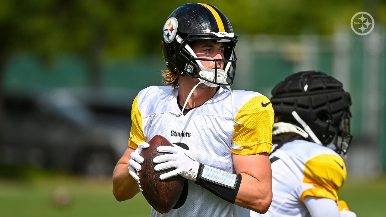 49ers HC Kyle Shanahan Impressed by Steelers QB Kenny Pickett