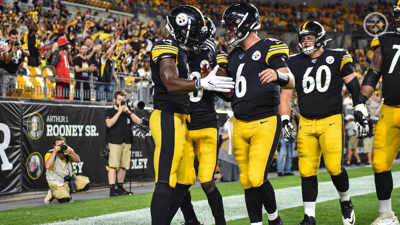 Dobbs, Rudolph lead Steelers to 30-28 win against Bucs