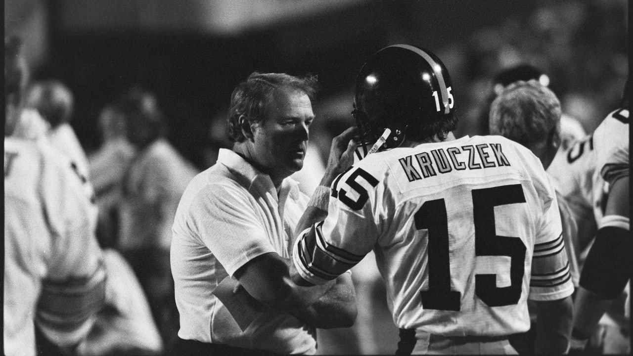 PHOTOS This month in Steelers history