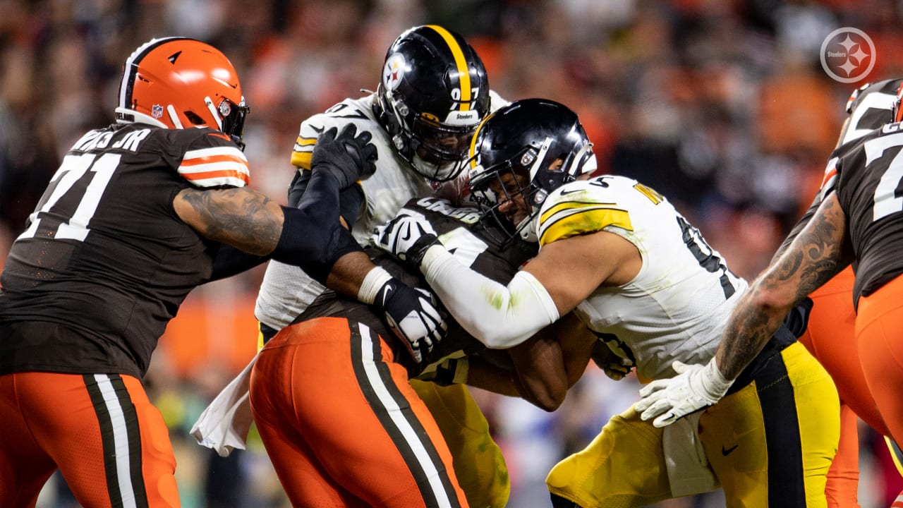 Steelers offense looks for confidence boost as poor play is