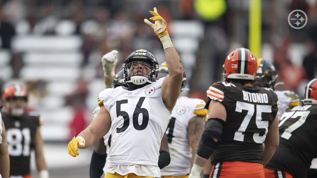 Pittsburgh Steelers linebacker Alex Highsmith (56) lines up for a play  during an NFL football game against the Cleveland Browns, Thursday, Sept.  22, 2022, in Cleveland. (AP Photo/Kirk Irwin Stock Photo - Alamy