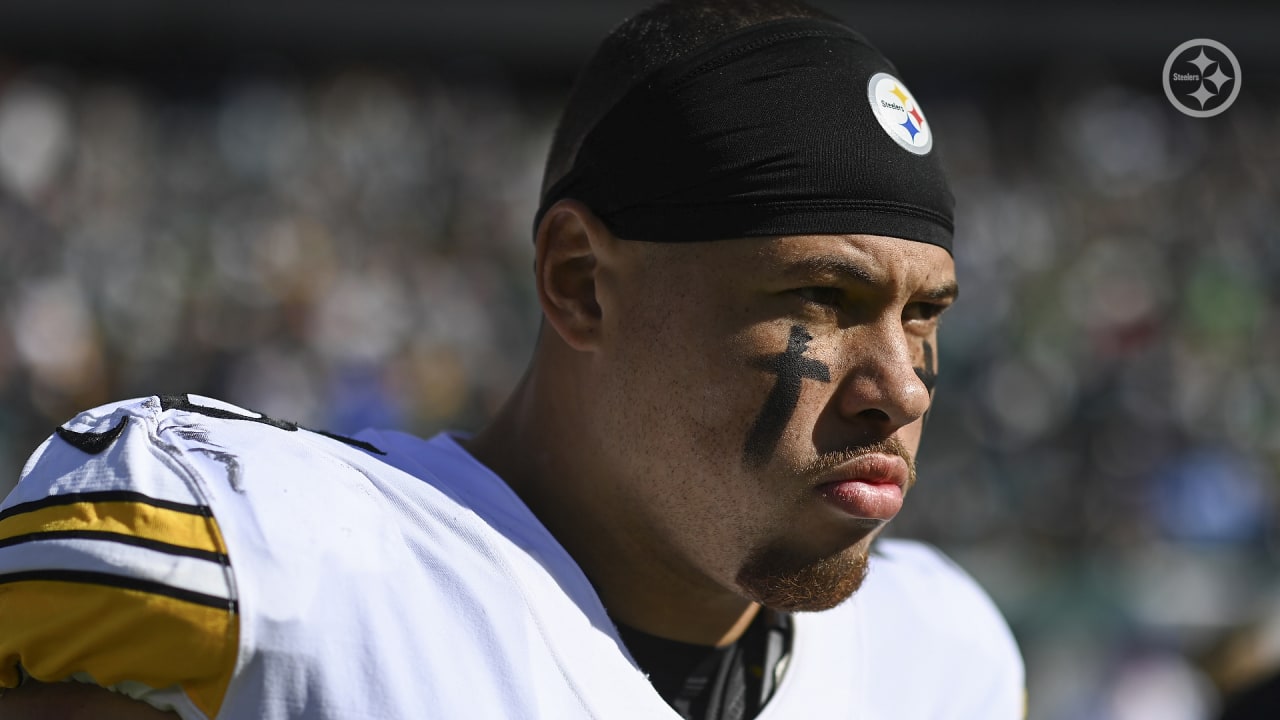 PHOTOS: Game faces - Steelers at Eagles