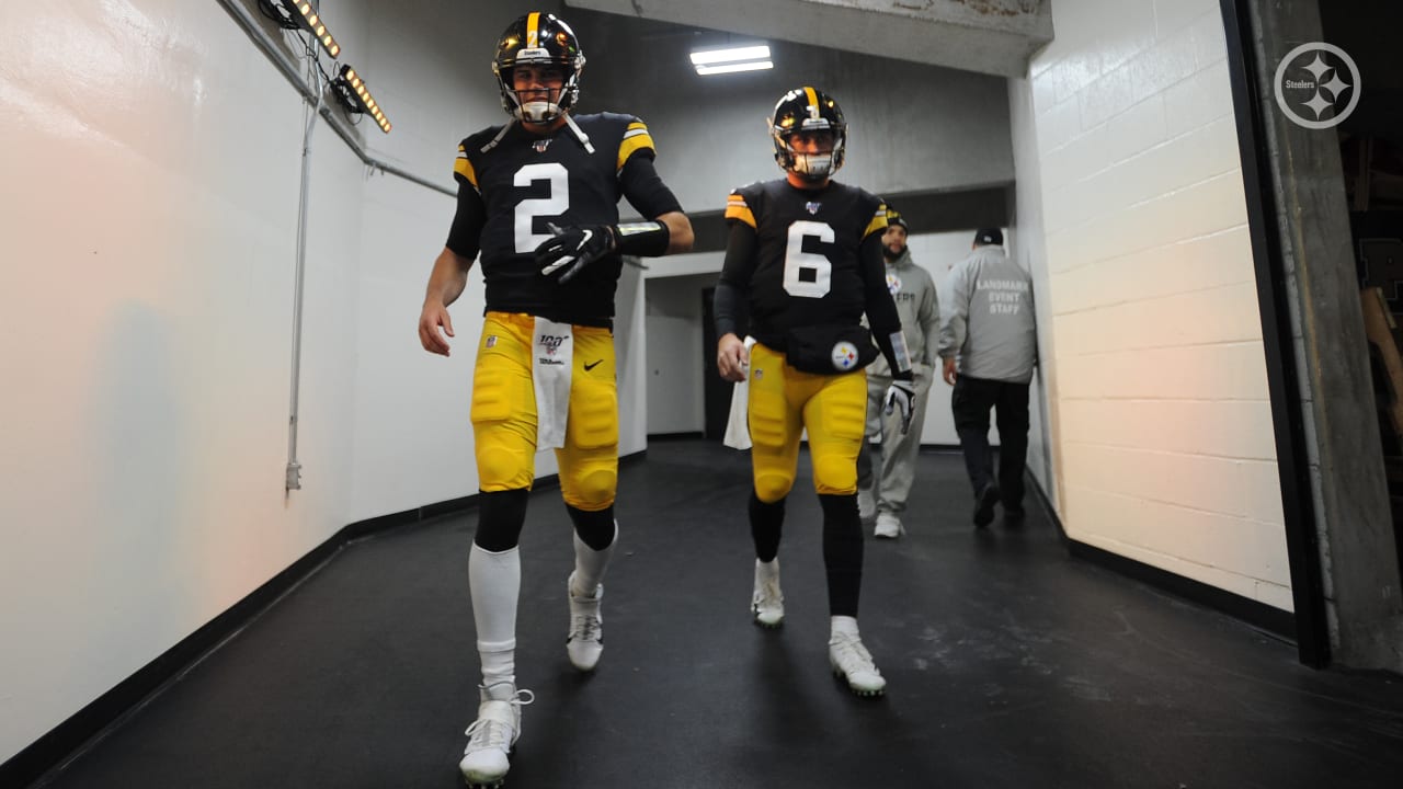 Devlin Hodges to start over Mason Rudolph for Steelers against Browns